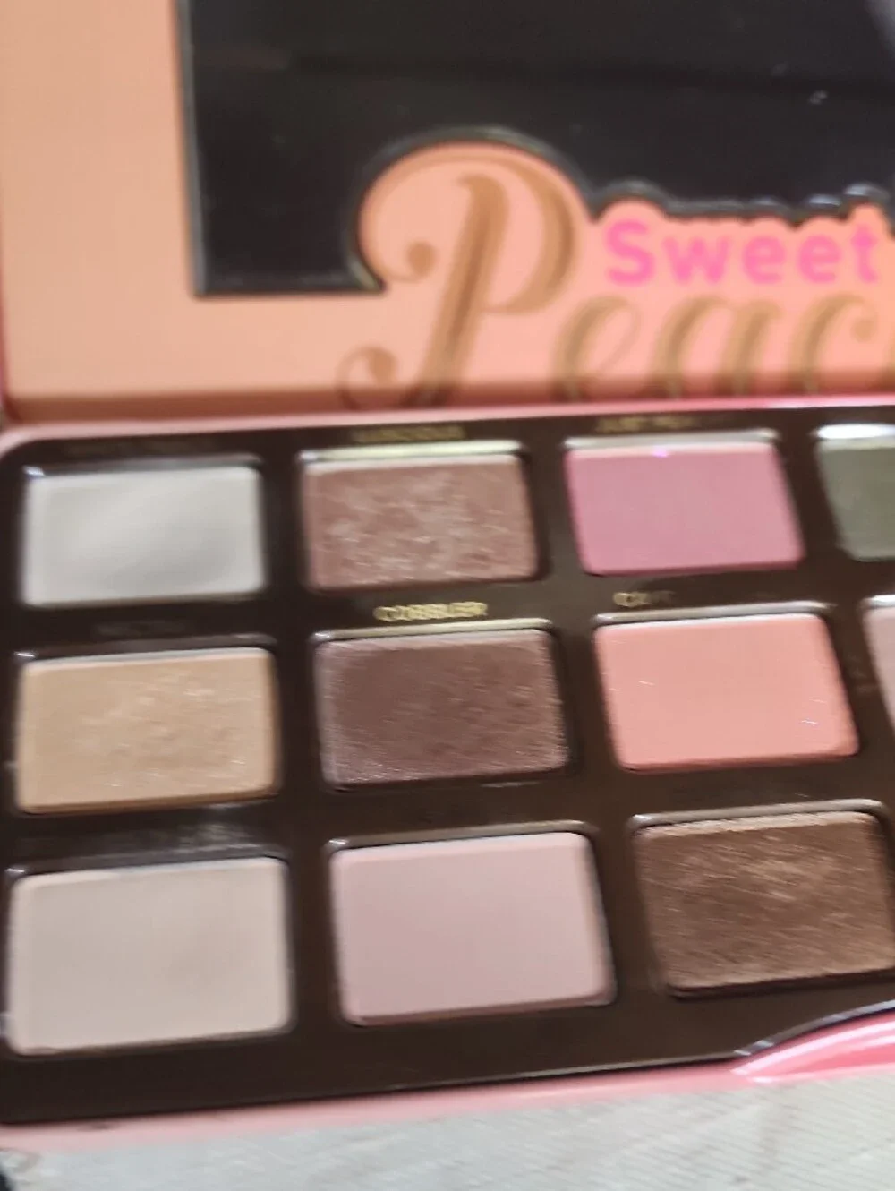 Too Faced Sweet Peach Eyeshadow Palette - Peach & Pink Gradient